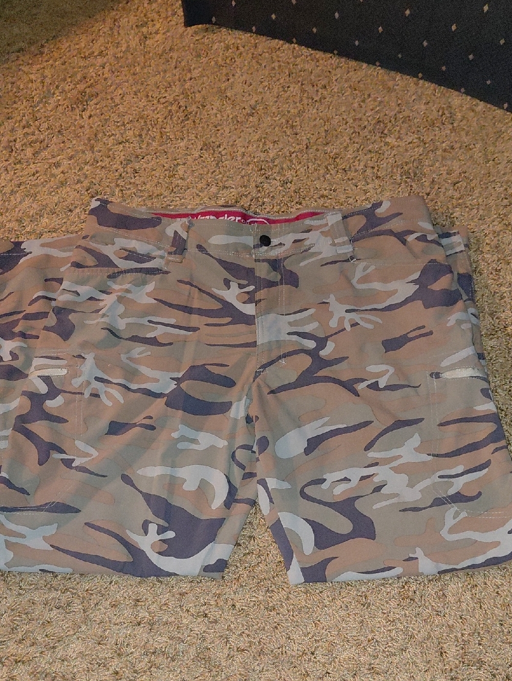 Mens 36 Camo Wrangler Outdoor